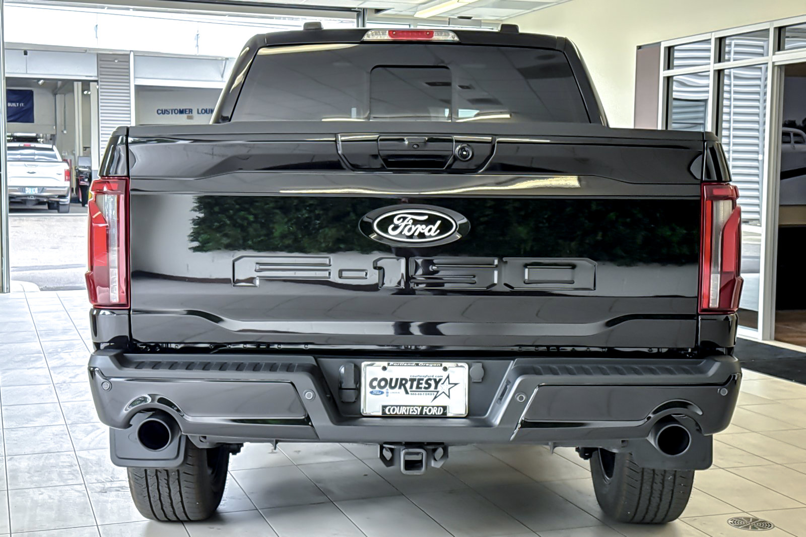 Certified 2025 Ford F150 Lariat AWD/4WD image 5