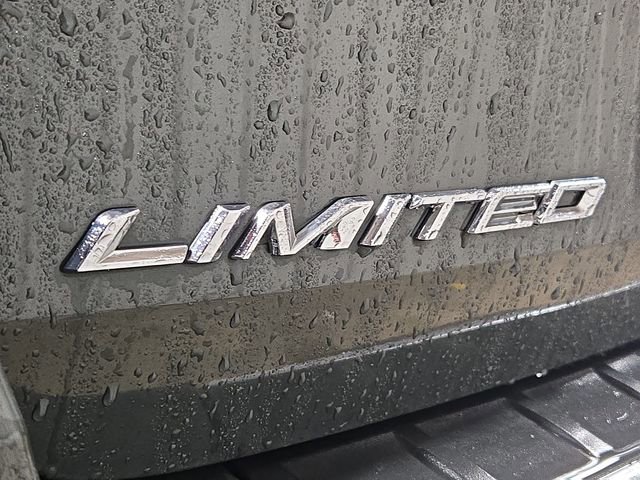 Certified 2022 Ford Explorer Limited w/ Equipment Group 301A image 29