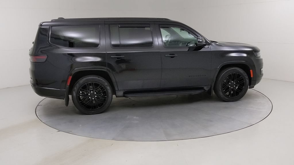 Used 2023 Jeep Wagoneer Series II AWD/4WD image 14