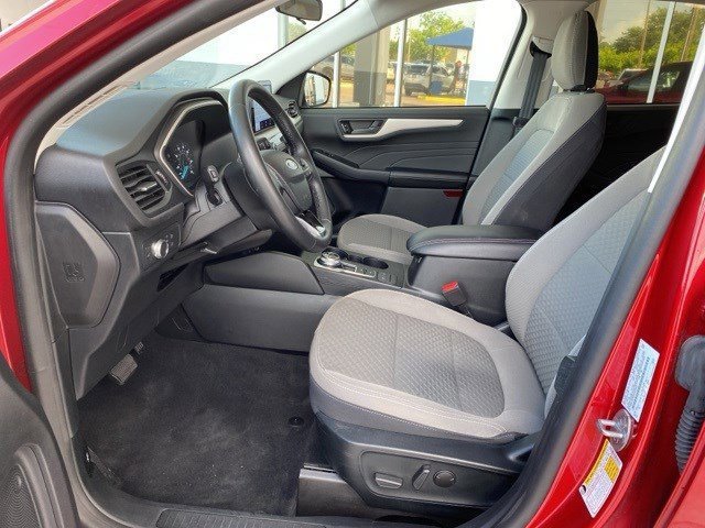 Certified 2022 Ford Escape SE w/ SE Sport Appearance Package image 12