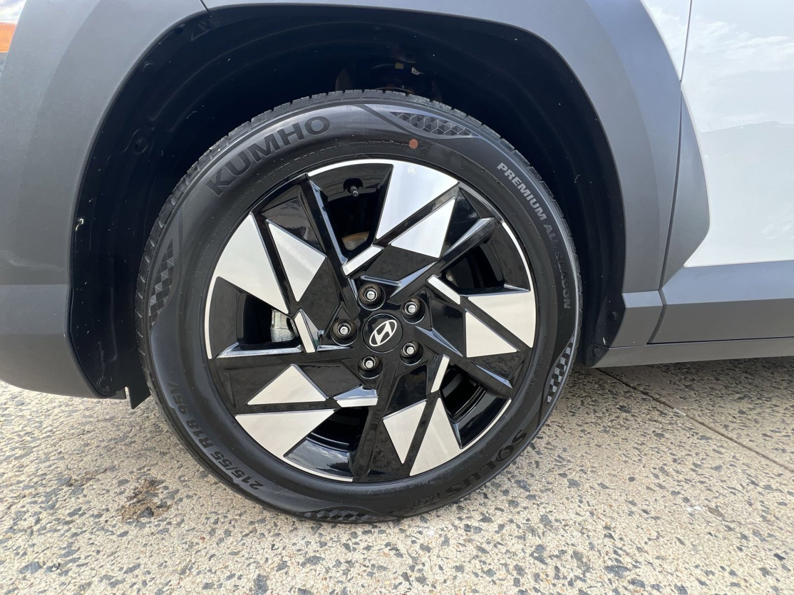 Used 2025 Hyundai Kona SEL FWD image 20