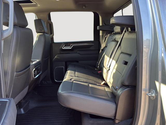 Used 2025 Chevrolet Silverado 3500 LTZ w/ LTZ Plus Package image 23