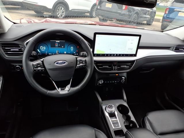 Certified 2024 Ford Escape Platinum AWD/4WD image 5
