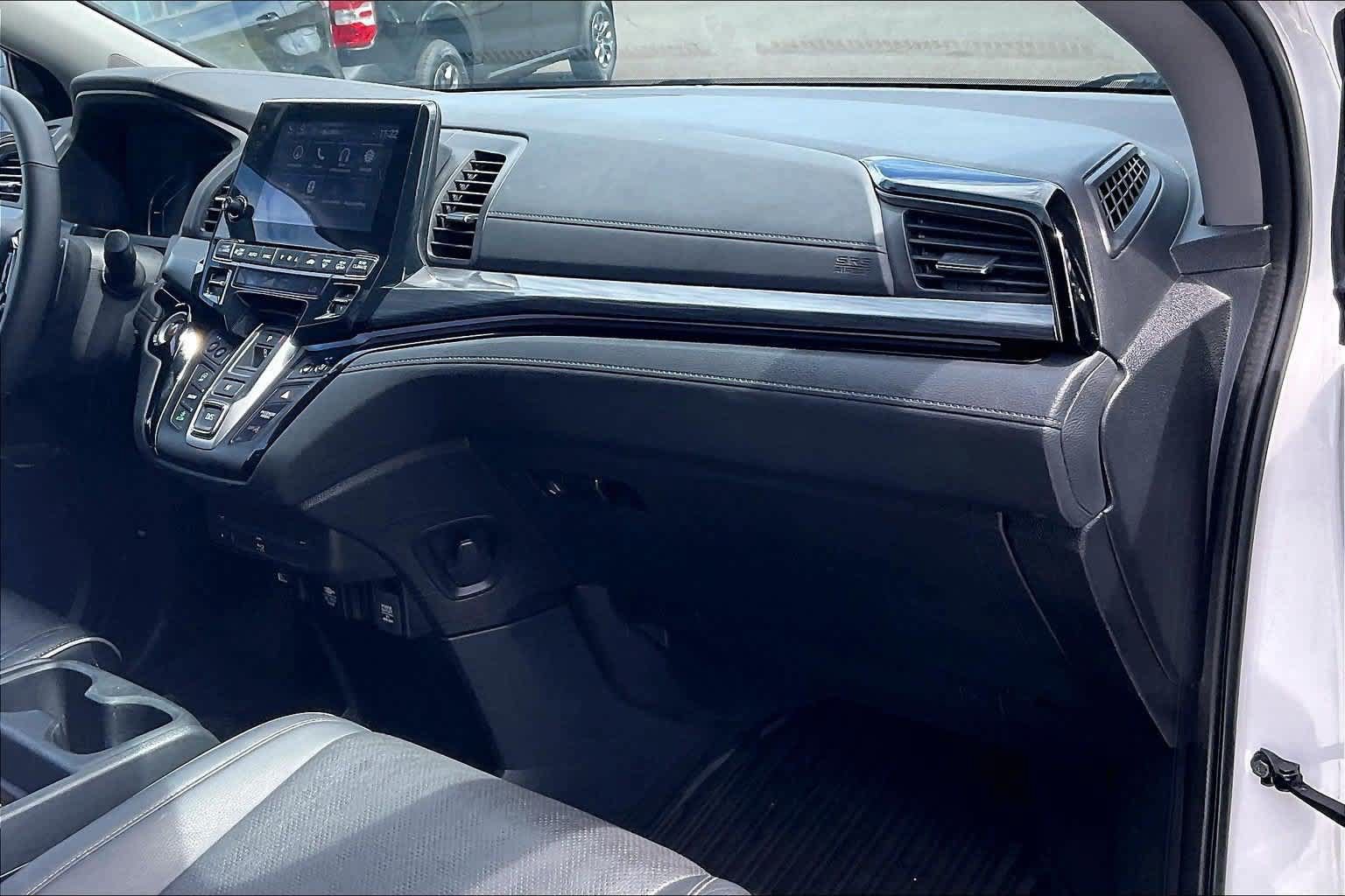 Used 2023 Honda Odyssey Elite image 23