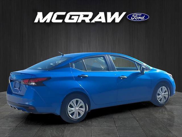 Used 2022 Nissan Versa S image 4