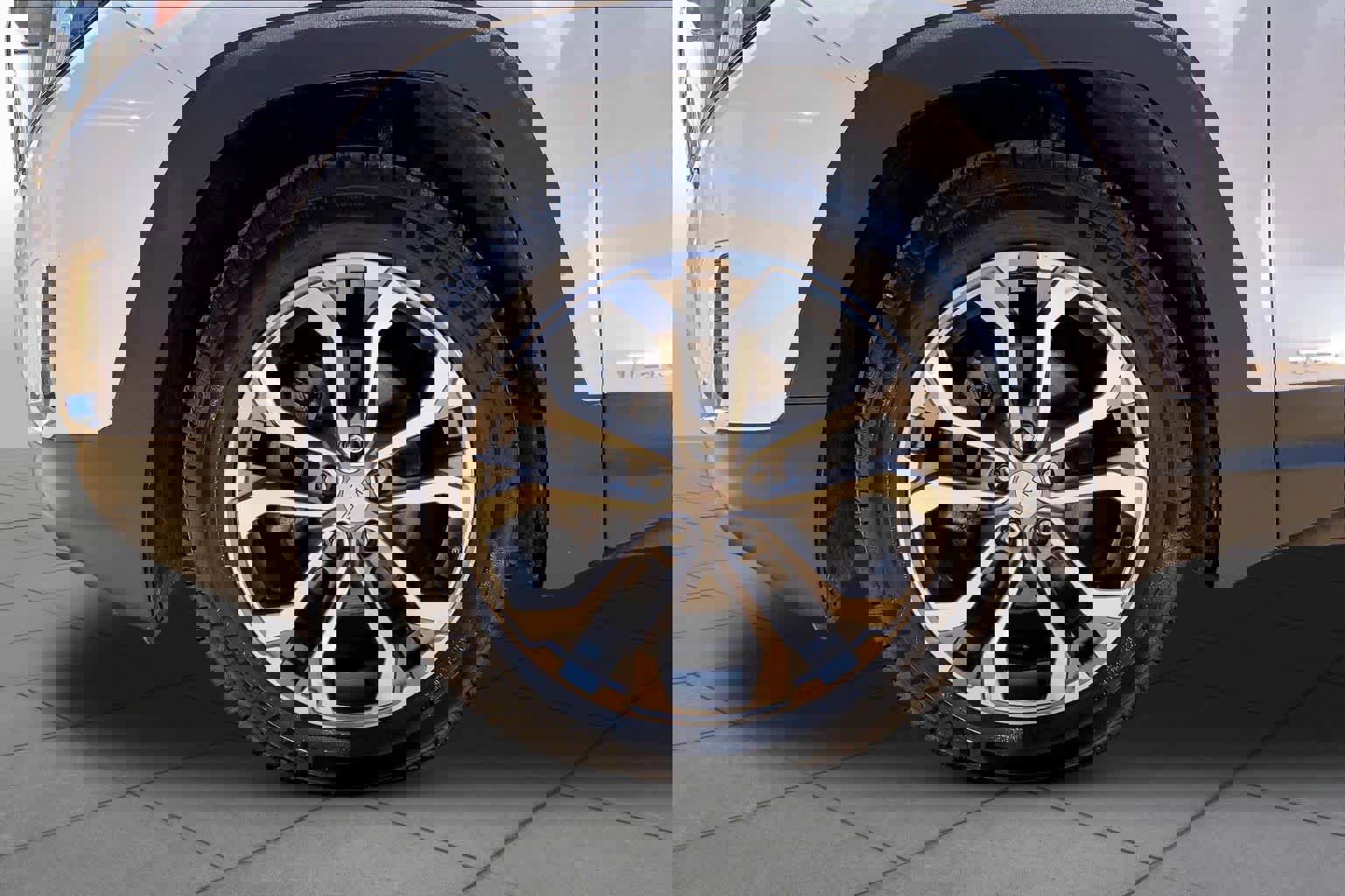 Used 2019 GMC Terrain SLT w/ Preferred Package FWD image 13