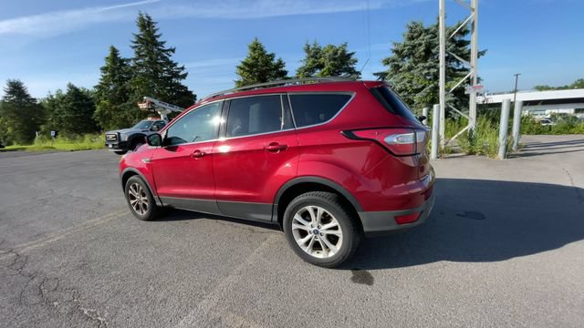 Certified 2018 Ford Escape SE w/ SE Sync 3 Package AWD/4WD image 7