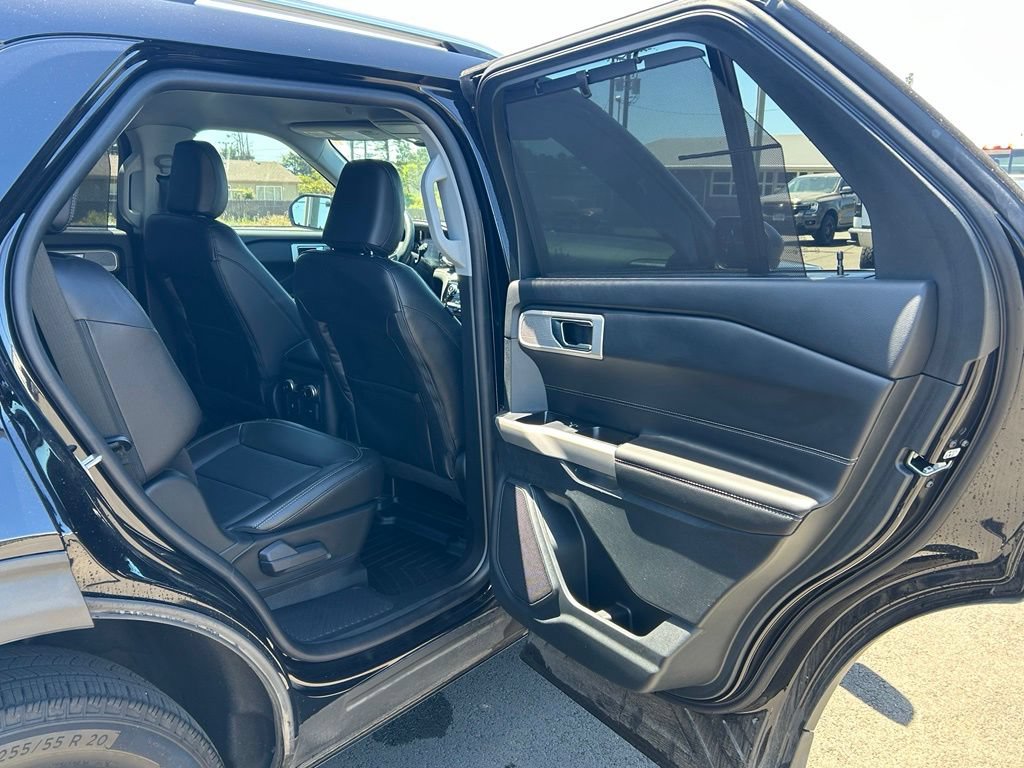 Certified 2023 Ford Explorer Limited AWD/4WD image 35