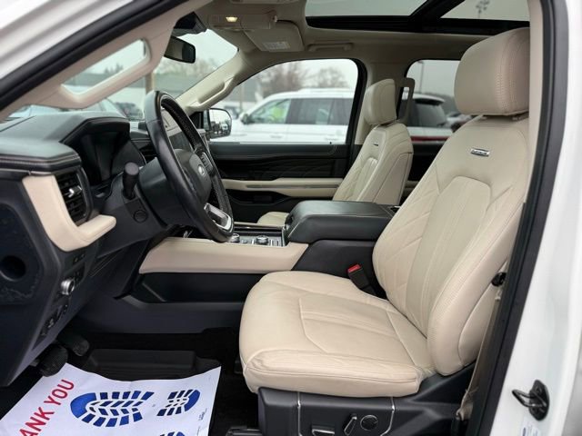 Certified 2022 Ford Expedition Platinum image 2