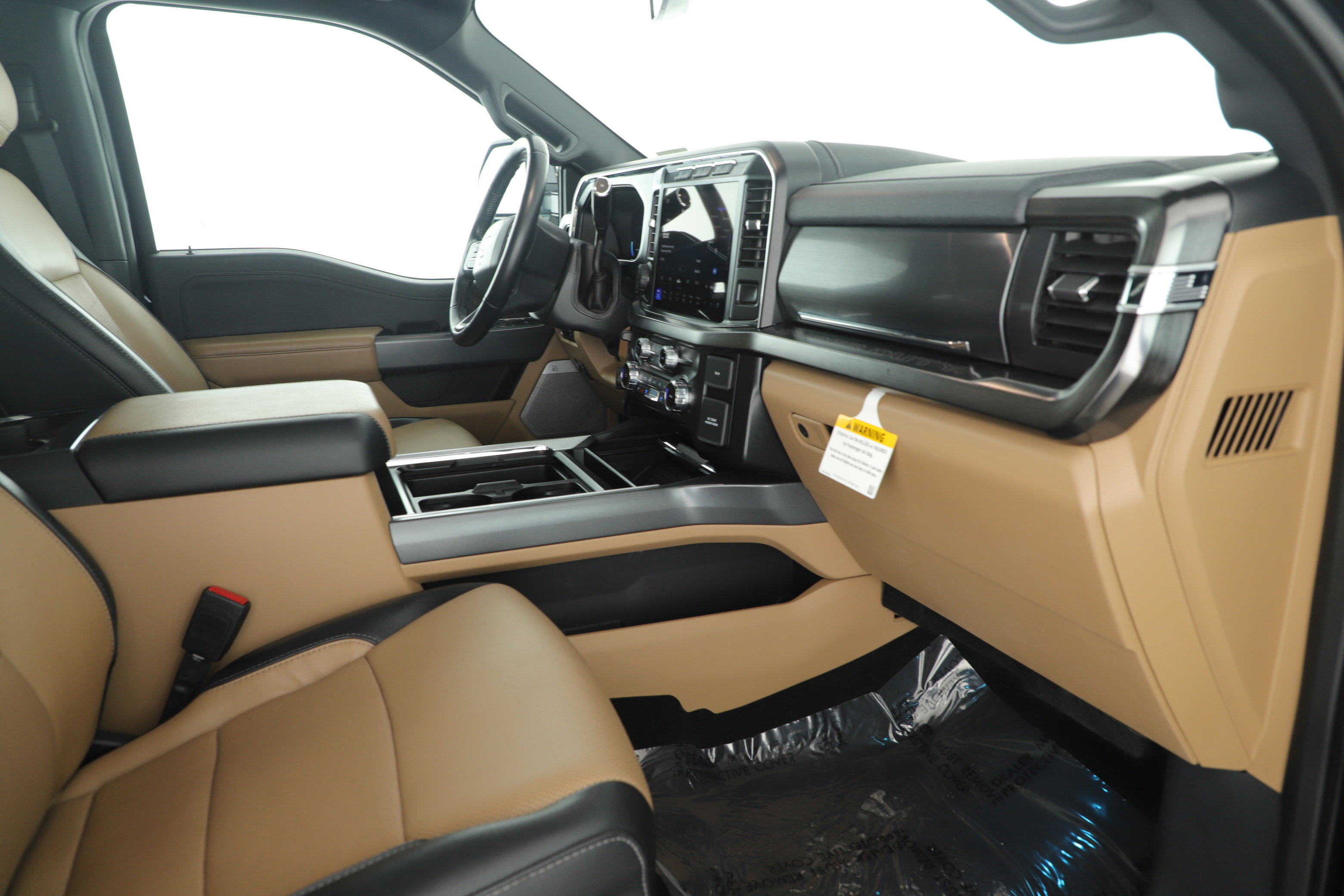 Certified 2024 Ford F250 Lariat w/ Lariat Ultimate Package image 19