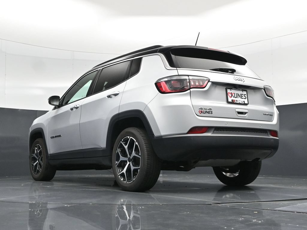 Used 2025 Jeep Compass Limited AWD/4WD image 60