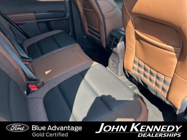 Certified 2025 Ford Bronco Sport Outer Banks w/ Outer Banks Tech Package+ AWD/4WD image 40