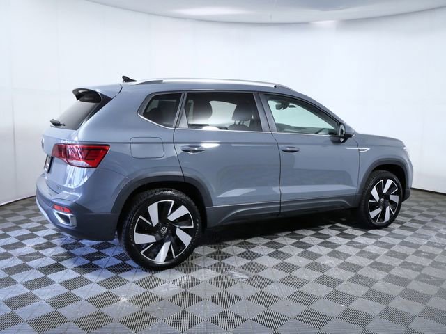 Used 2024 Volkswagen Taos SEL AWD/4WD image 8