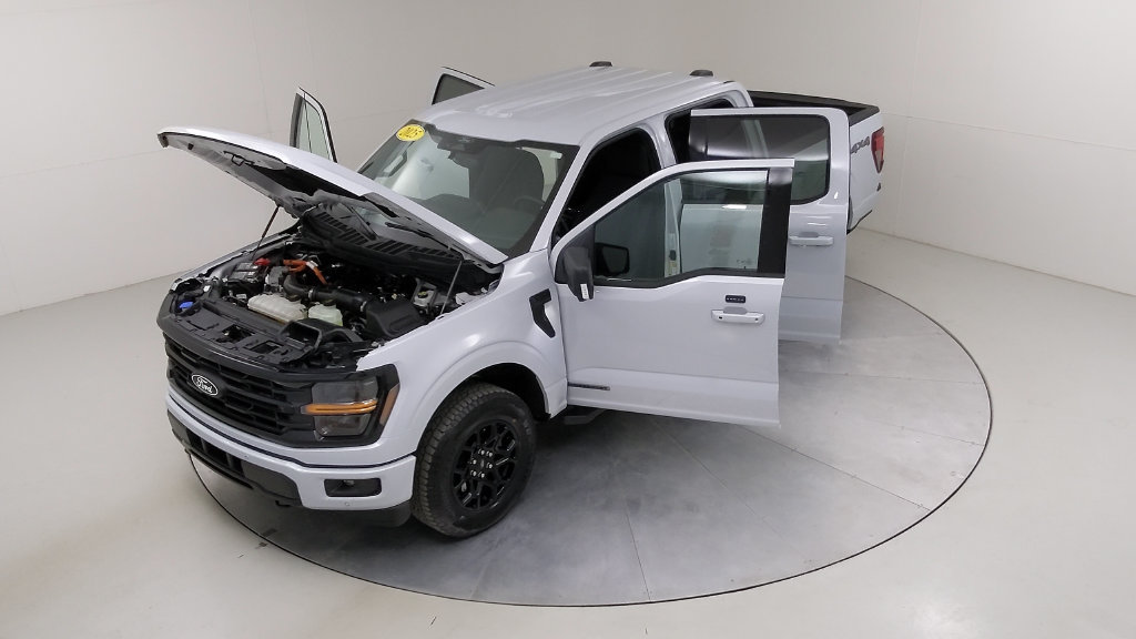 Certified 2025 Ford F150 XLT w/ Equipment Group 302A MID AWD/4WD image 58