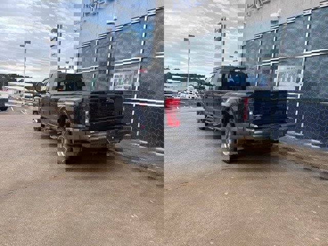 Certified 2021 Ford F350 Lariat w/ Lariat Value Package image 3