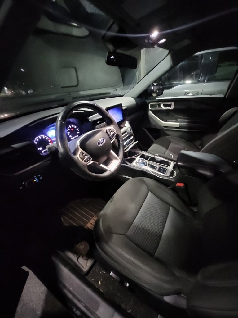 Certified 2022 Ford Explorer XLT image 9