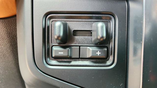 Certified 2023 Ford Expedition Platinum image 18