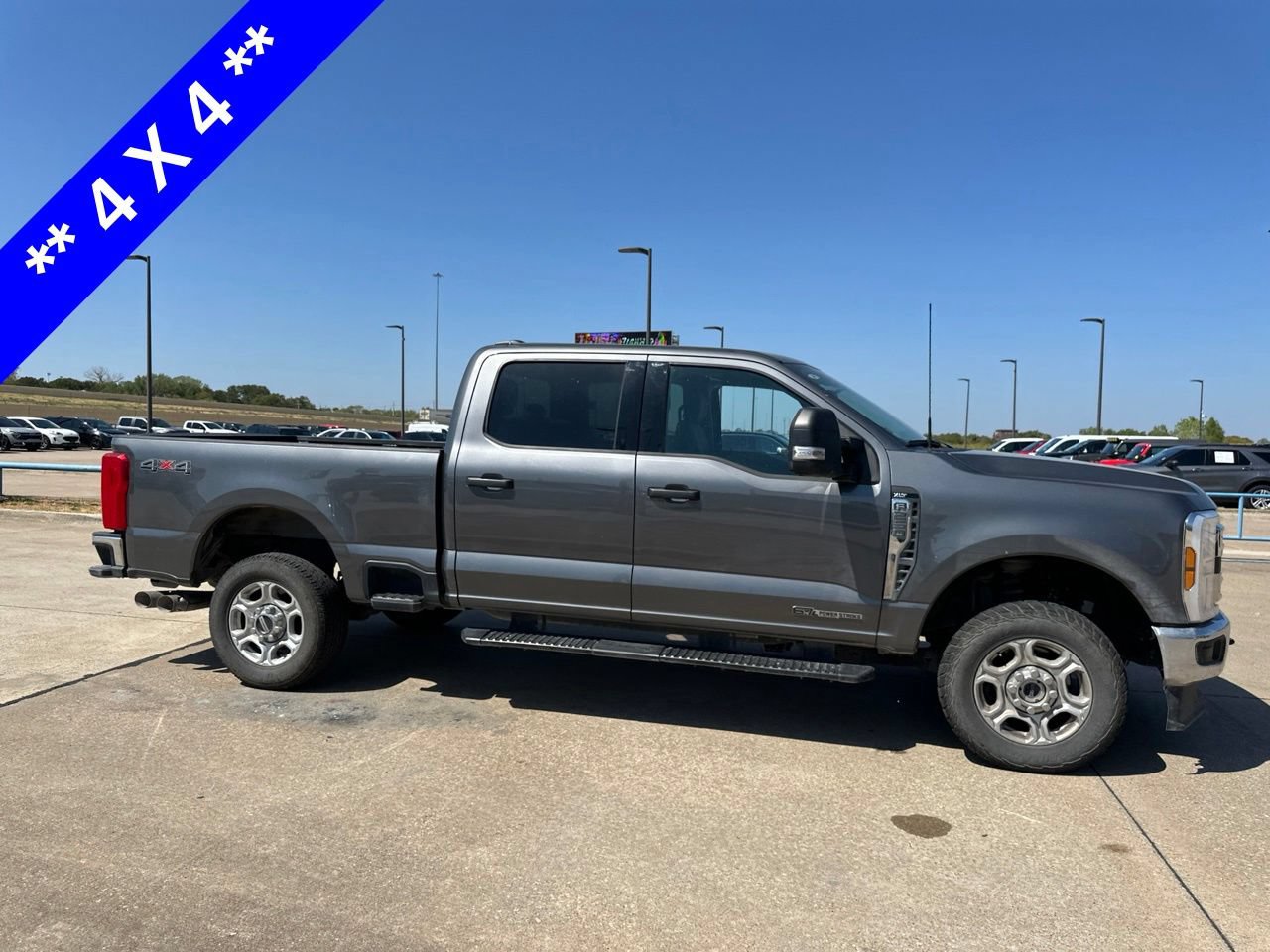 Certified 2025 Ford F250 XLT AWD/4WD image 6