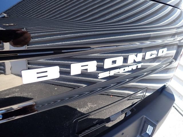 Certified 2023 Ford Bronco Sport Outer Banks w/ Tech Package AWD/4WD image 5