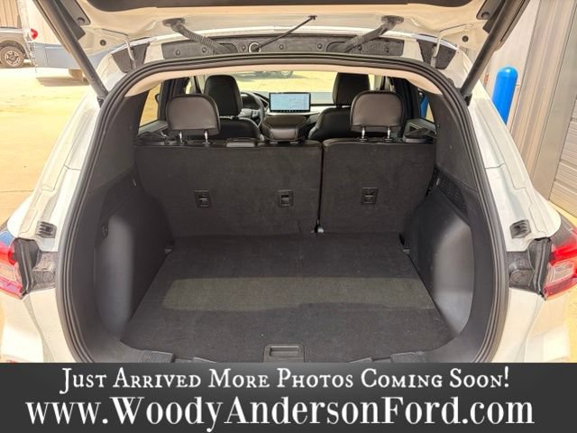 Certified 2024 Ford Escape SE FWD image 6