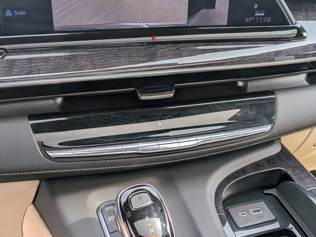 Used 2023 Cadillac Escalade ESV Premium Luxury image 23