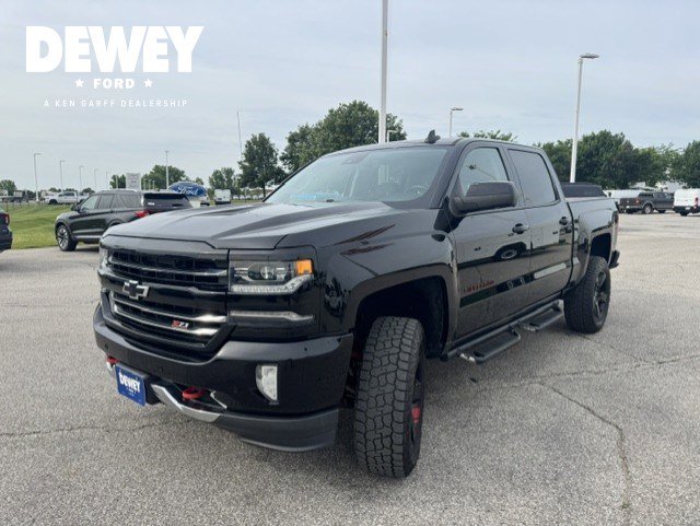 Used 2018 Chevrolet Silverado 1500 LTZ Z71 w/ Redline Edition AWD/4WD image 3