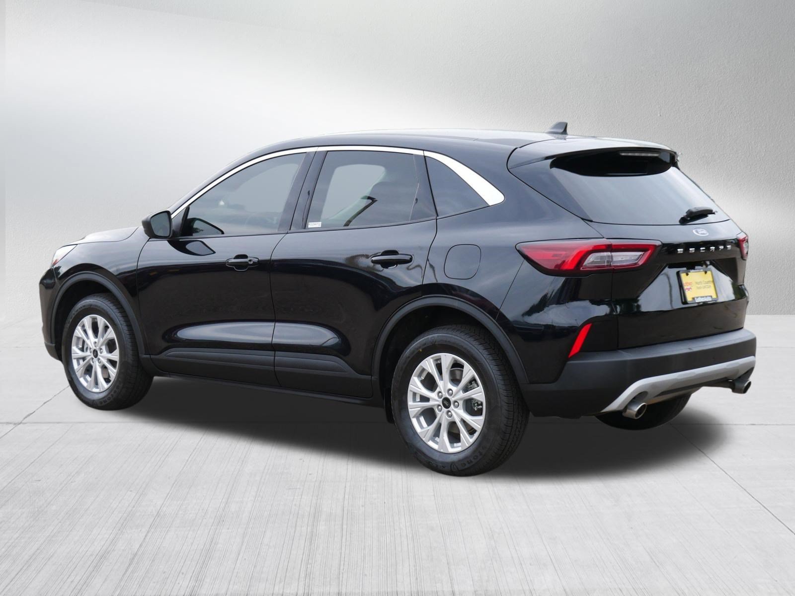 Certified 2024 Ford Escape Active AWD/4WD image 5