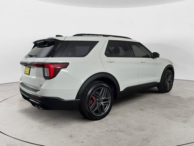 Certified 2025 Ford Explorer ST image 4