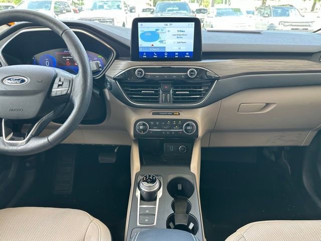Certified 2020 Ford Escape Titanium w/ Titanium Premium Package 2.0 FWD image 15