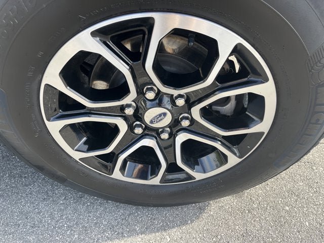 Certified 2024 Ford Expedition XLT AWD/4WD image 9
