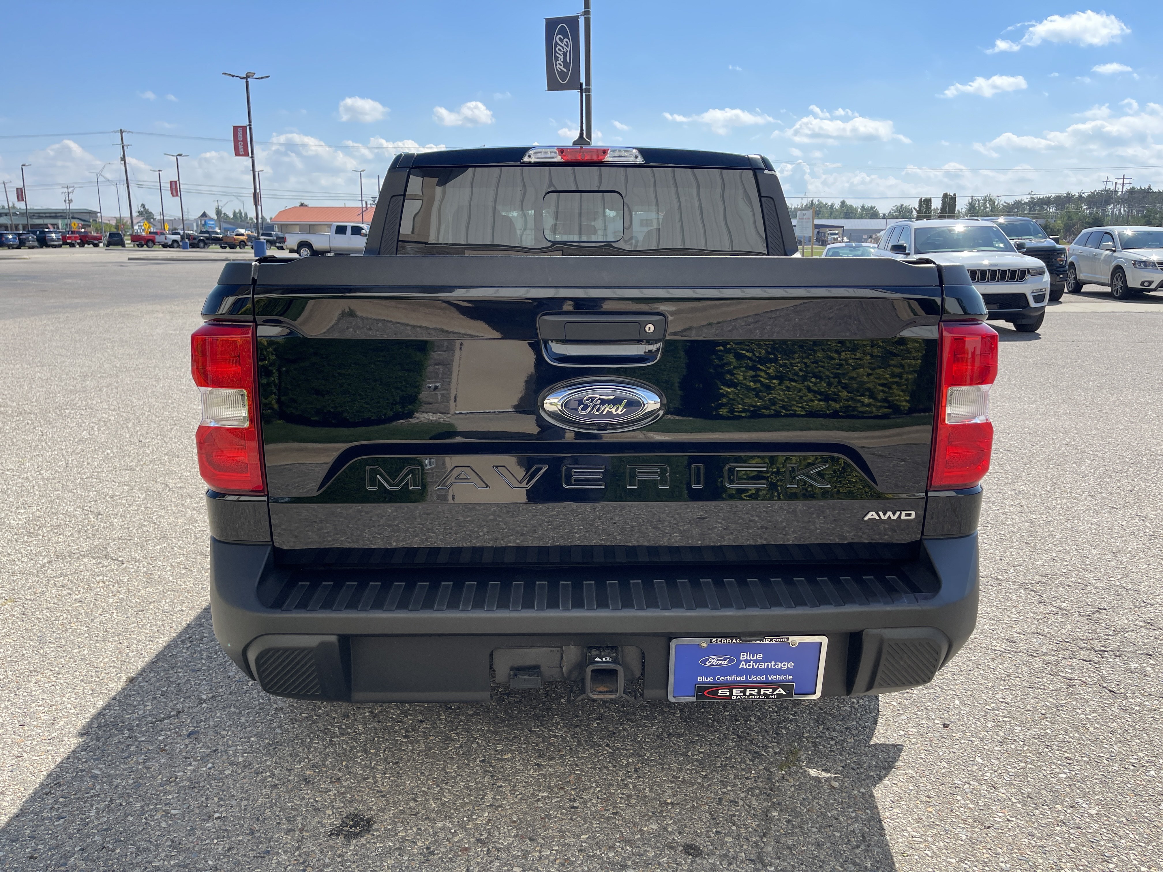 Certified 2023 Ford Maverick Lariat w/ Lariat Luxury Package AWD/4WD image 4