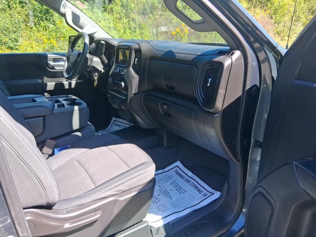 Used 2019 Chevrolet Silverado 1500 Custom Trail Boss w/ Custom Convenience Package AWD/4WD image 13