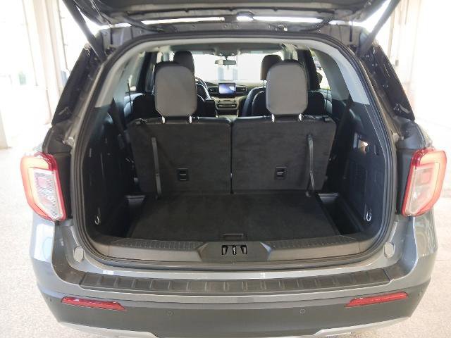 Certified 2023 Ford Explorer XLT w/ Equipment Group 202A image 19