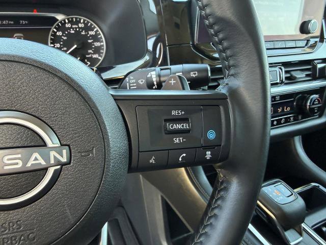 Used 2025 Nissan Pathfinder SV AWD/4WD image 19