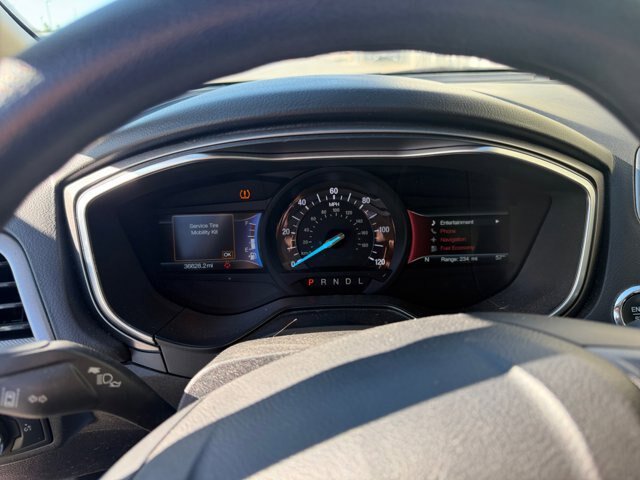 Certified 2019 Ford Fusion SE FWD image 10