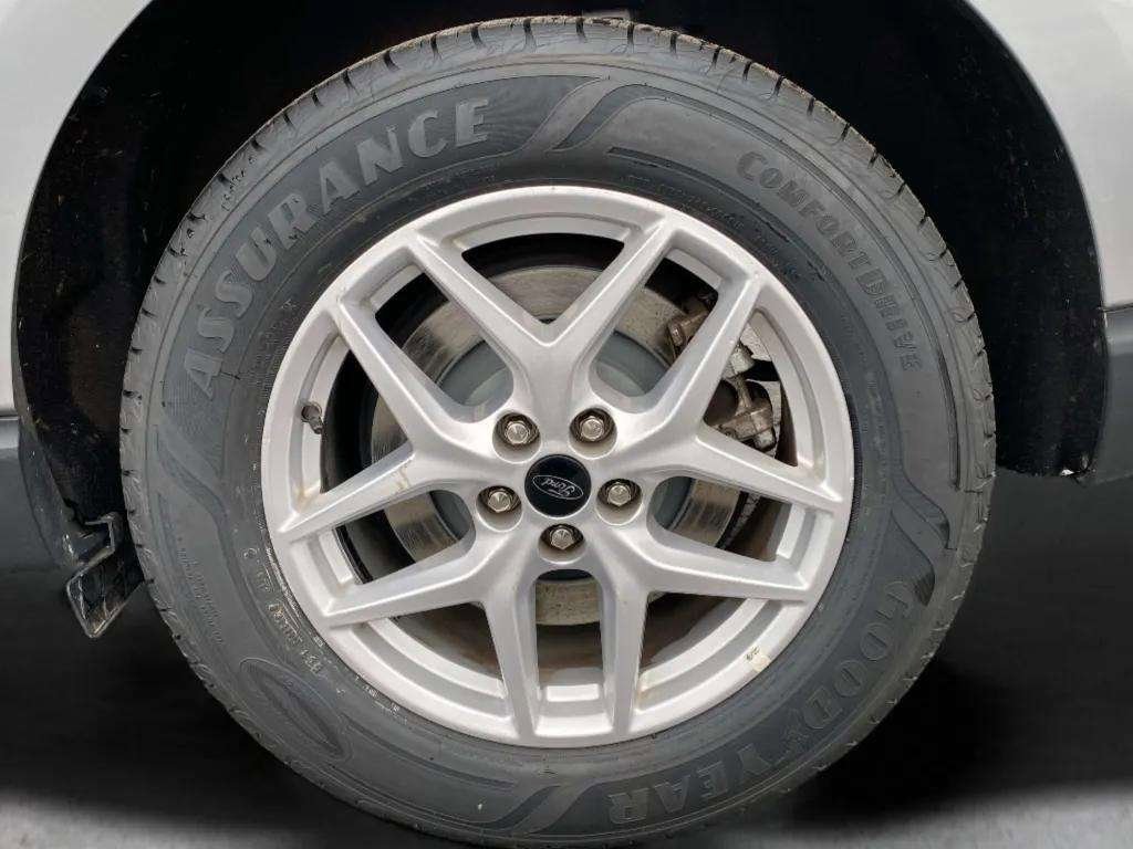 Certified 2023 Ford Edge SEL image 31