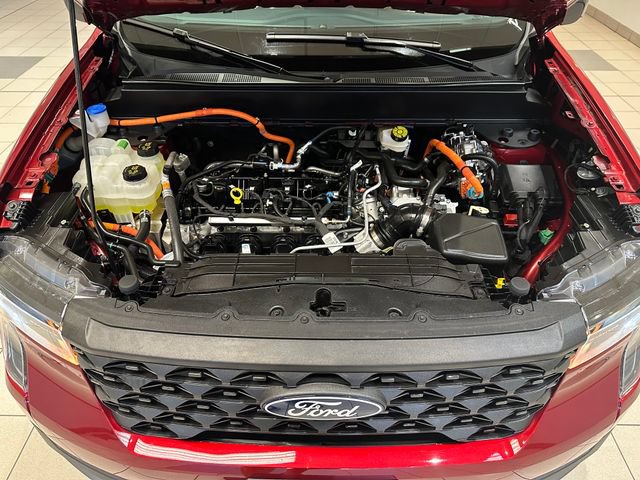 Certified 2025 Ford Maverick XLT w/ Equipment Group 301A AWD/4WD image 23