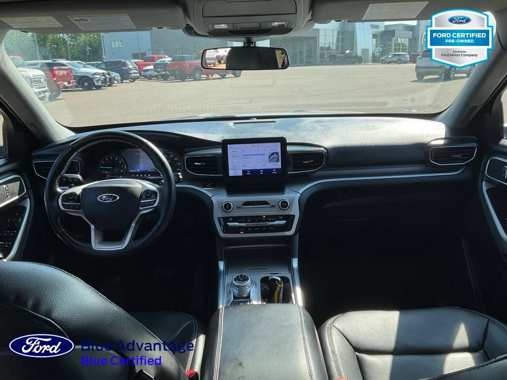 Certified 2020 Ford Explorer XLT w/ Equipment Group 202A AWD/4WD image 3