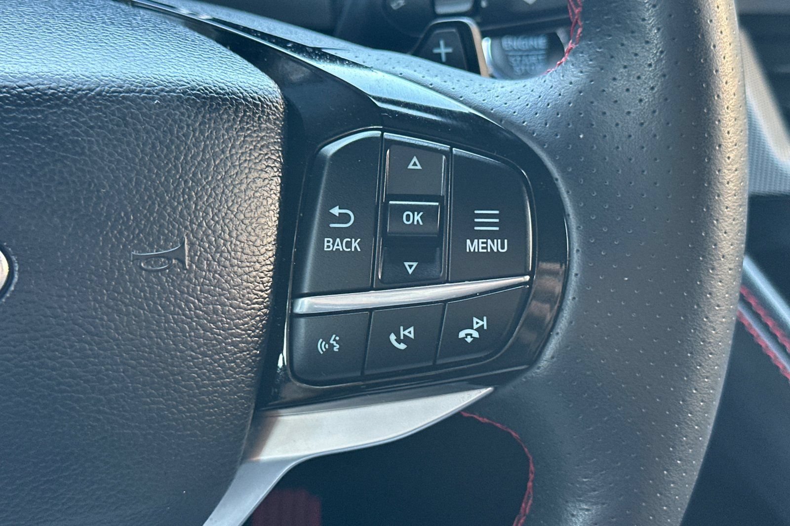 Certified 2025 Ford Explorer ST AWD/4WD image 40