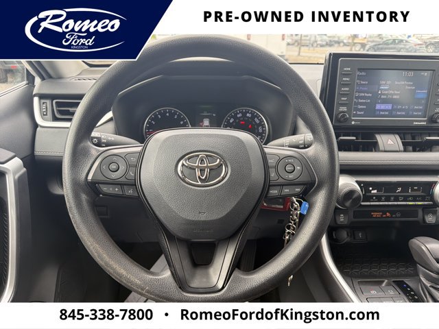Used 2022 Toyota RAV4 LE AWD/4WD image 13