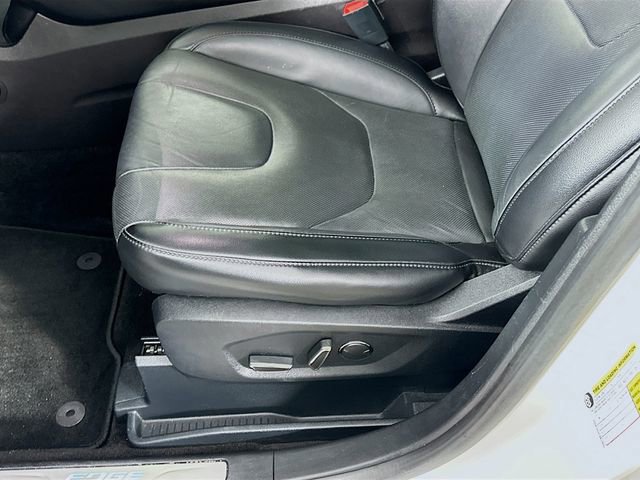 Certified 2018 Ford Edge Titanium w/ Equipment Group 301A image 28