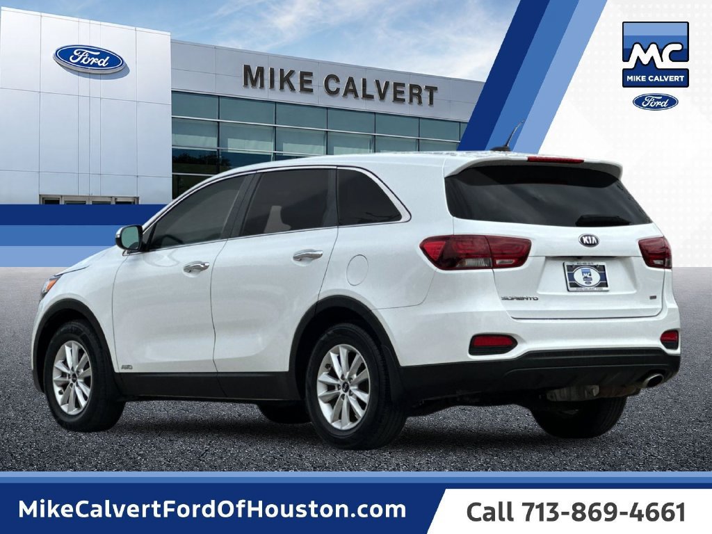 Used 2020 Kia Sorento LX AWD/4WD image 3
