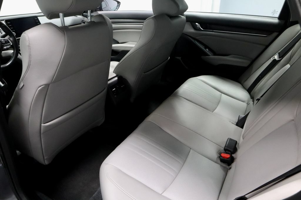 Used 2020 Honda Accord Touring image 21
