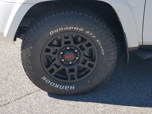 Used 2024 Toyota 4Runner TRD Off-Road Premium w/ Moonroof Package AWD/4WD image 11