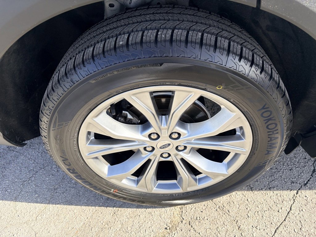 Certified 2021 Ford Explorer XLT w/ Equipment Group 202A image 32