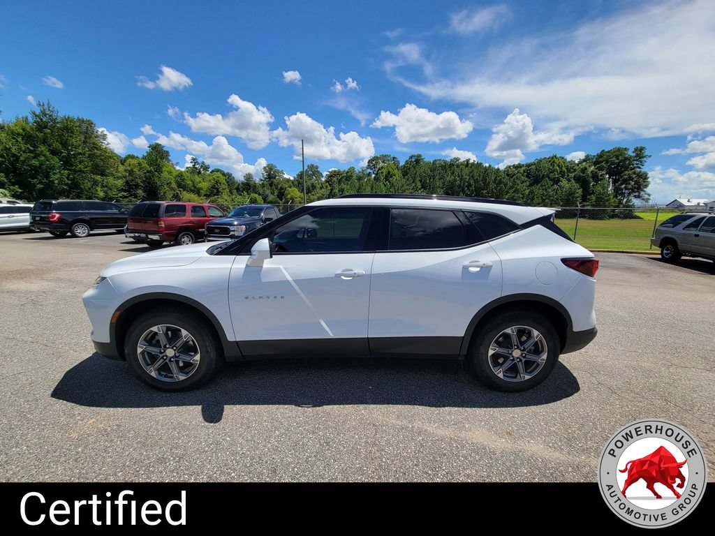 Used 2024 Chevrolet Blazer LT w/ Convenience Package FWD image 3