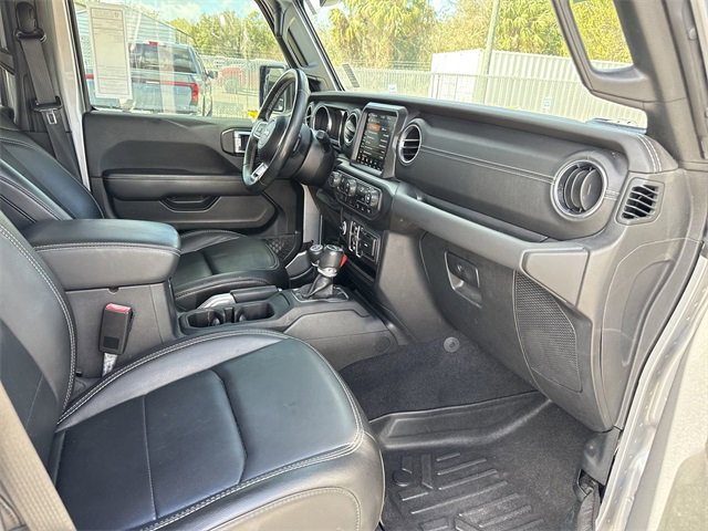 Used 2021 Jeep Gladiator Overland w/ Popular Equipment Package image 22