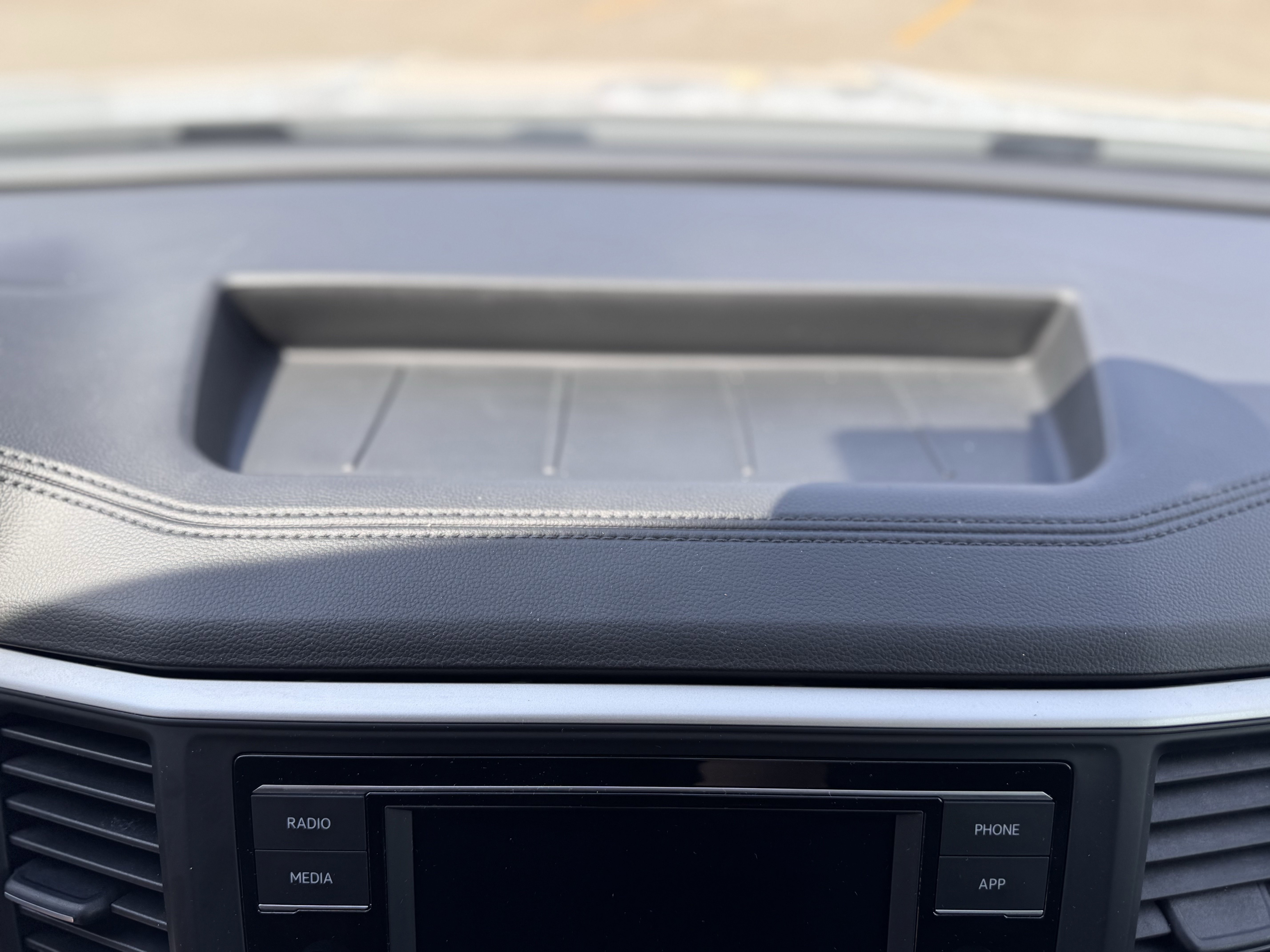 Used 2022 Volkswagen Atlas SE image 18