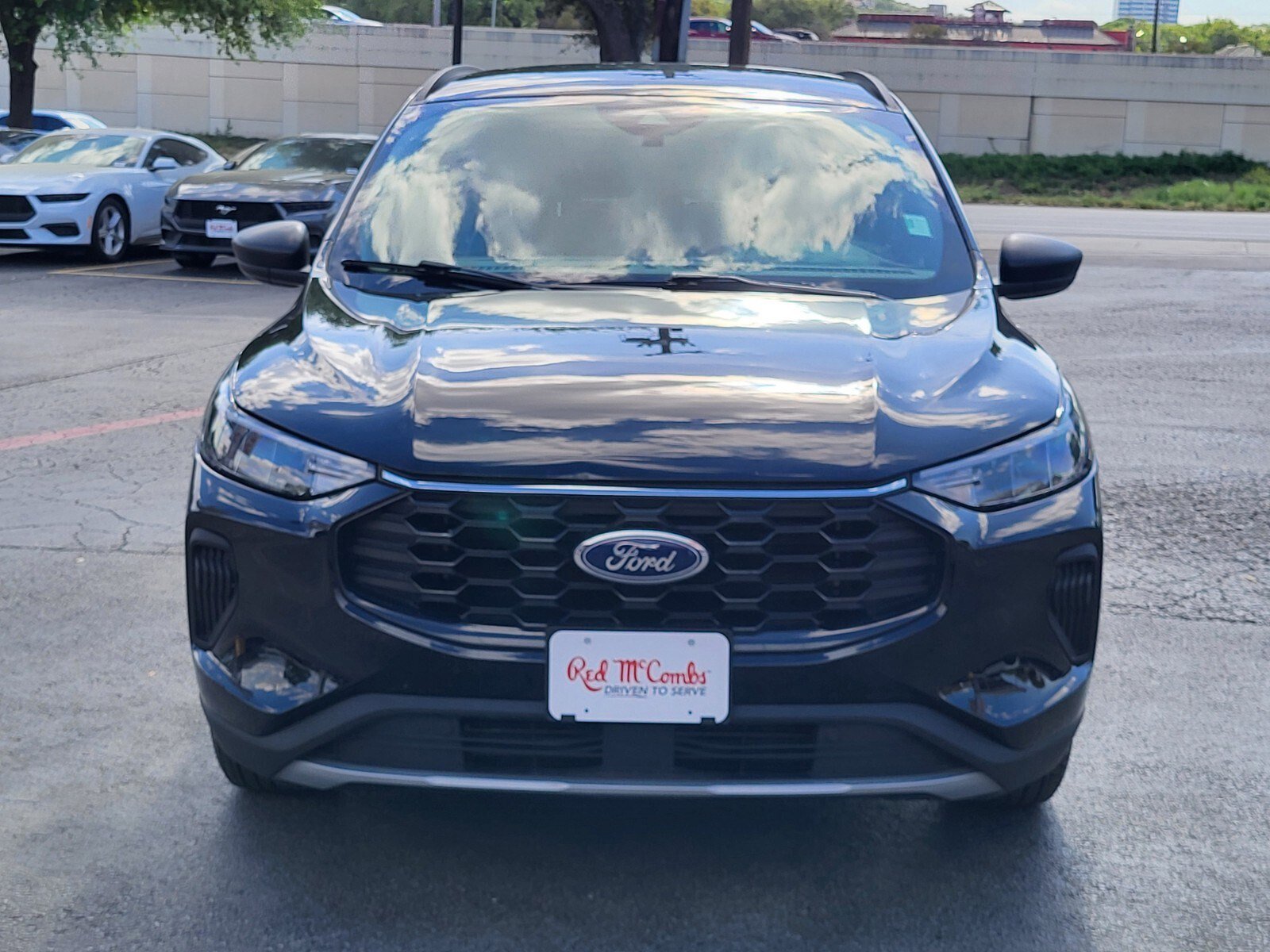 Certified 2025 Ford Escape ST-Line FWD image 9