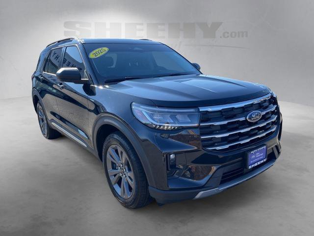 Certified 2025 Ford Explorer Active w/ Active Comfort Package image 9